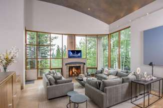 84 Pine Lane
